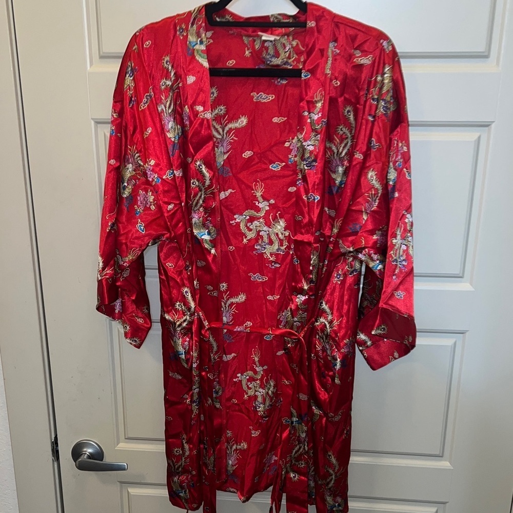 Frederick's Hollywood Red Silk kimono floral Robe vintage romantic - Picture 8 of 9